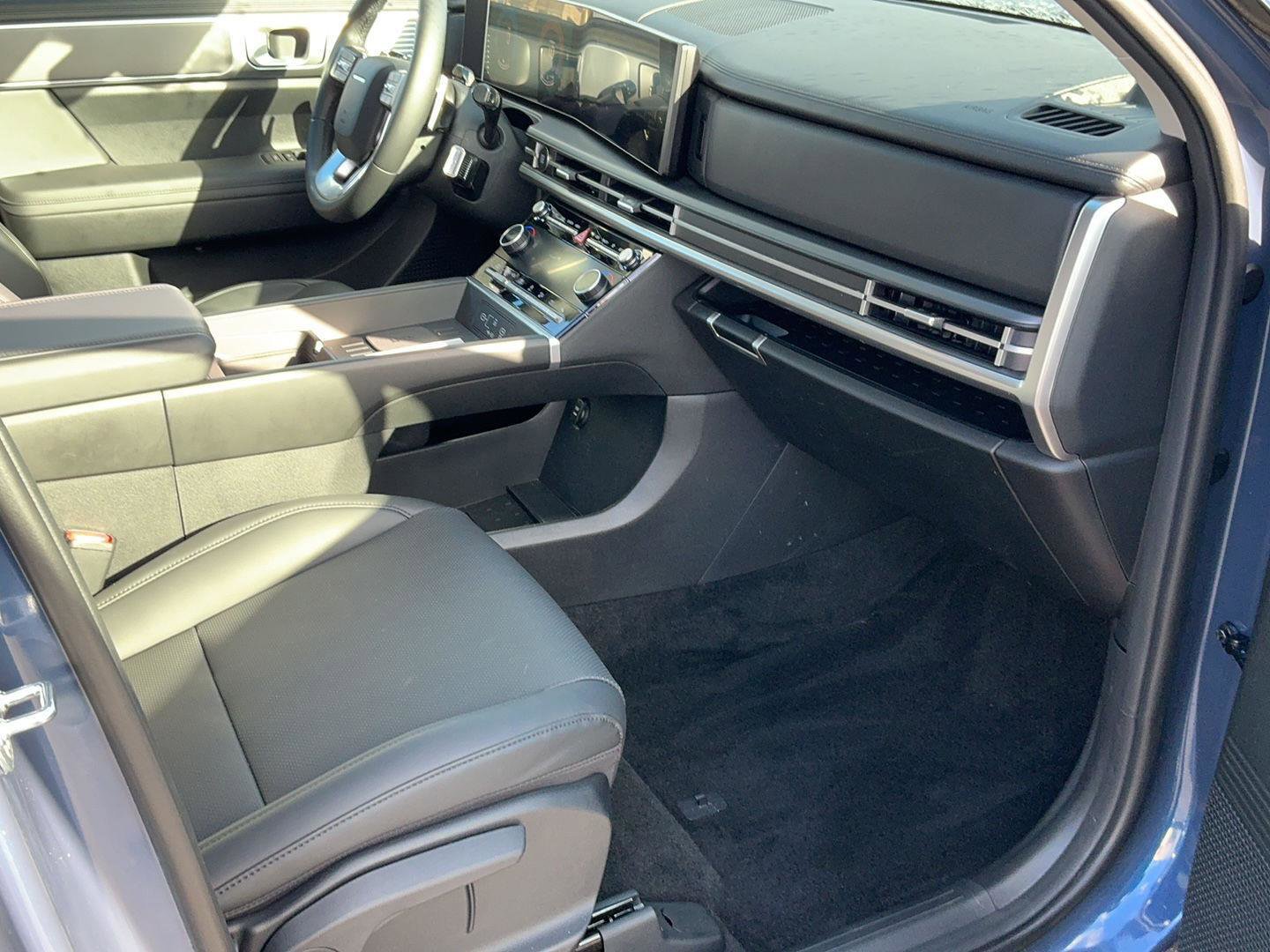 Certified 2026 Hyundai Santa Fe SEL image 28