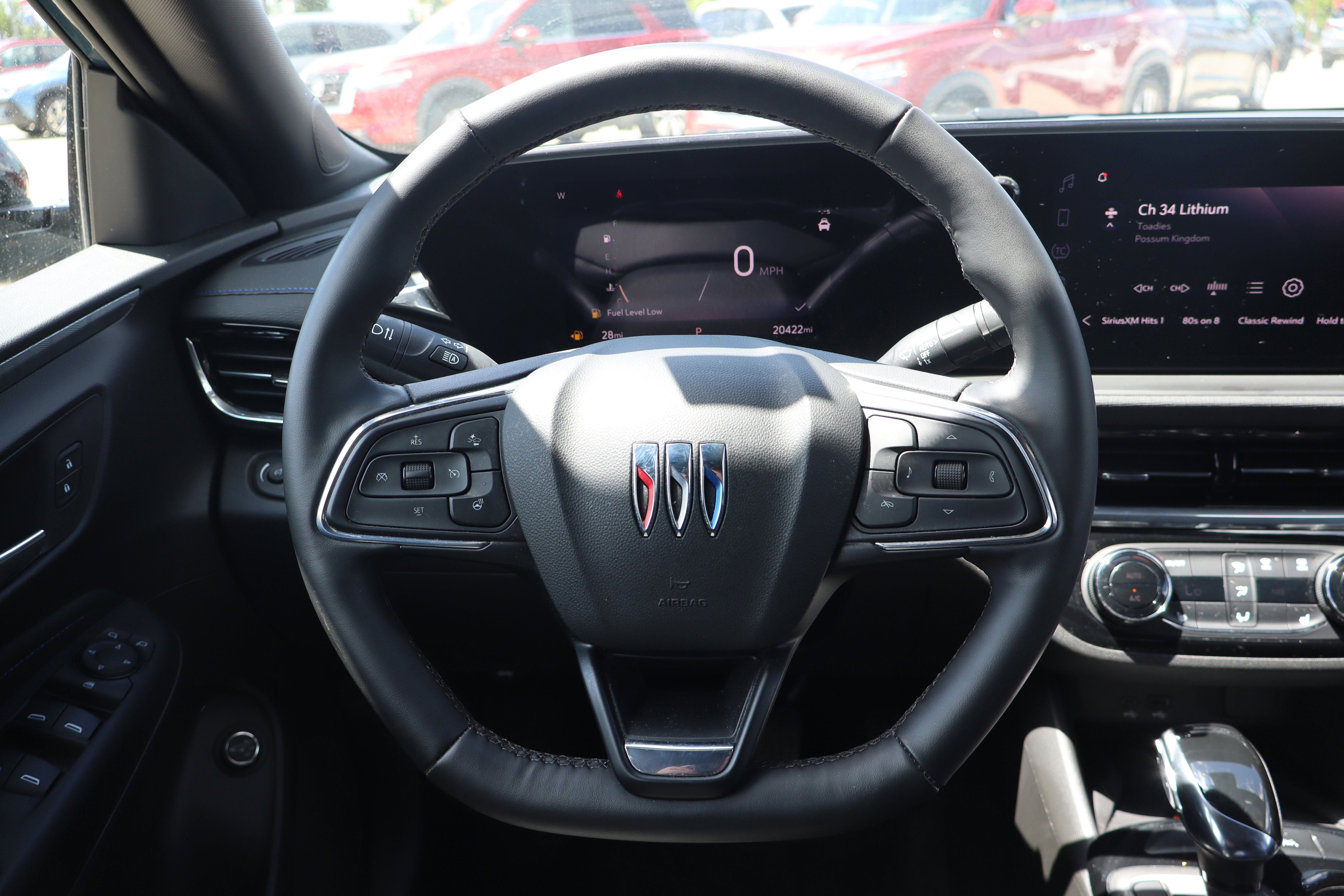 Used 2024 Buick Envista Sport Touring w/ Convenience I Package FWD image 14