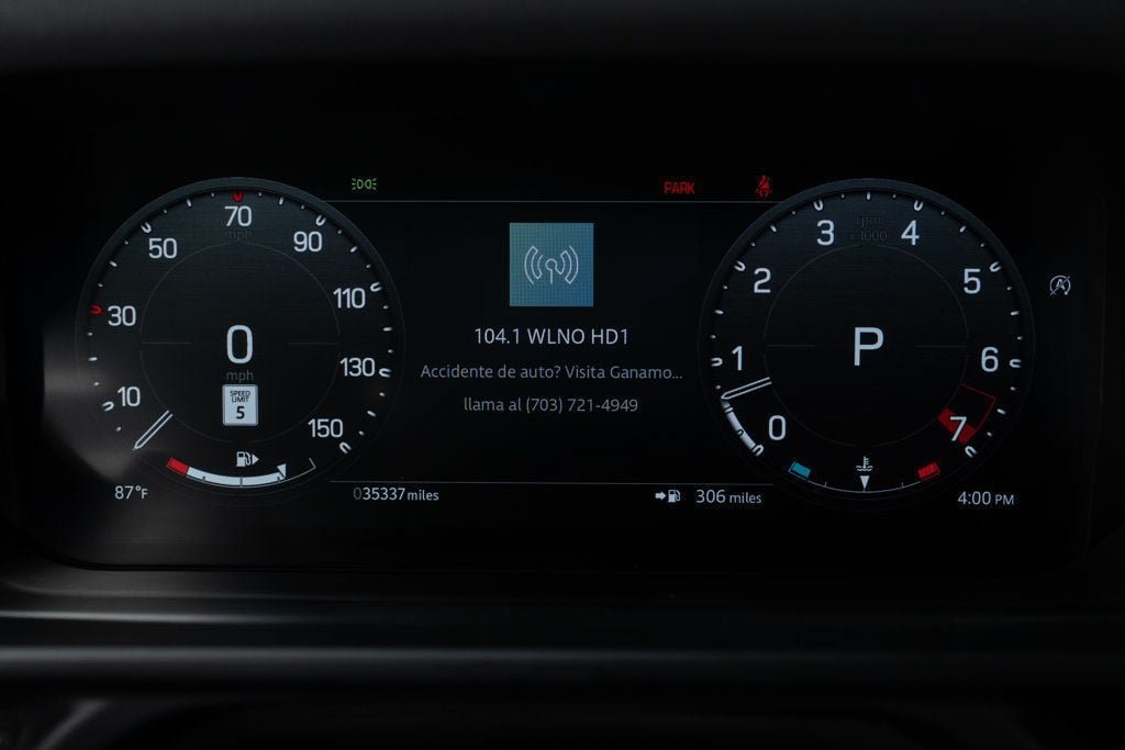 Used 2023 Land Rover Defender 130 X-Dynamic SE AWD/4WD image 26