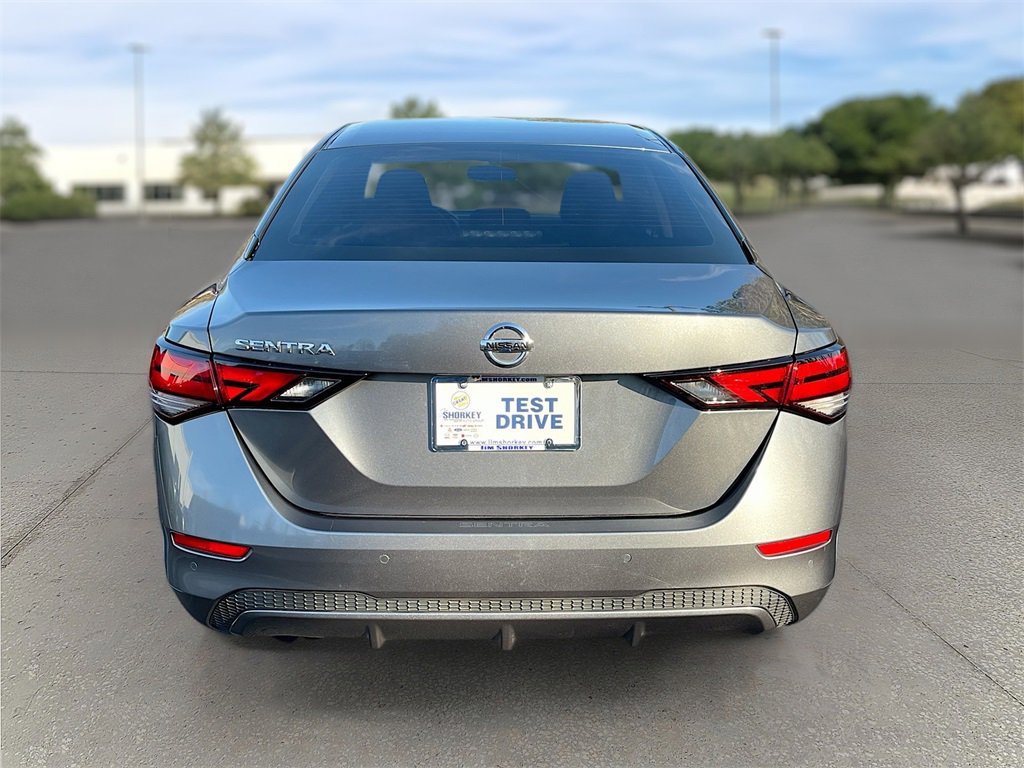 Used 2023 Nissan Sentra S image 5