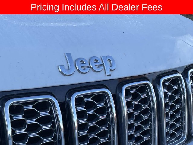 Used 2019 Jeep Grand Cherokee Overland AWD/4WD image 14