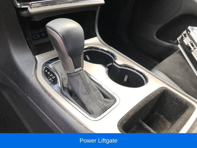 Used 2019 Jeep Grand Cherokee Altitude AWD/4WD image 8