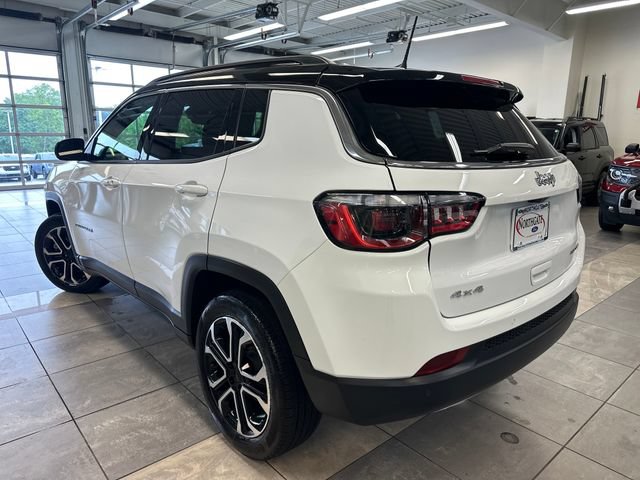 Used 2023 Jeep Compass Limited AWD/4WD image 14