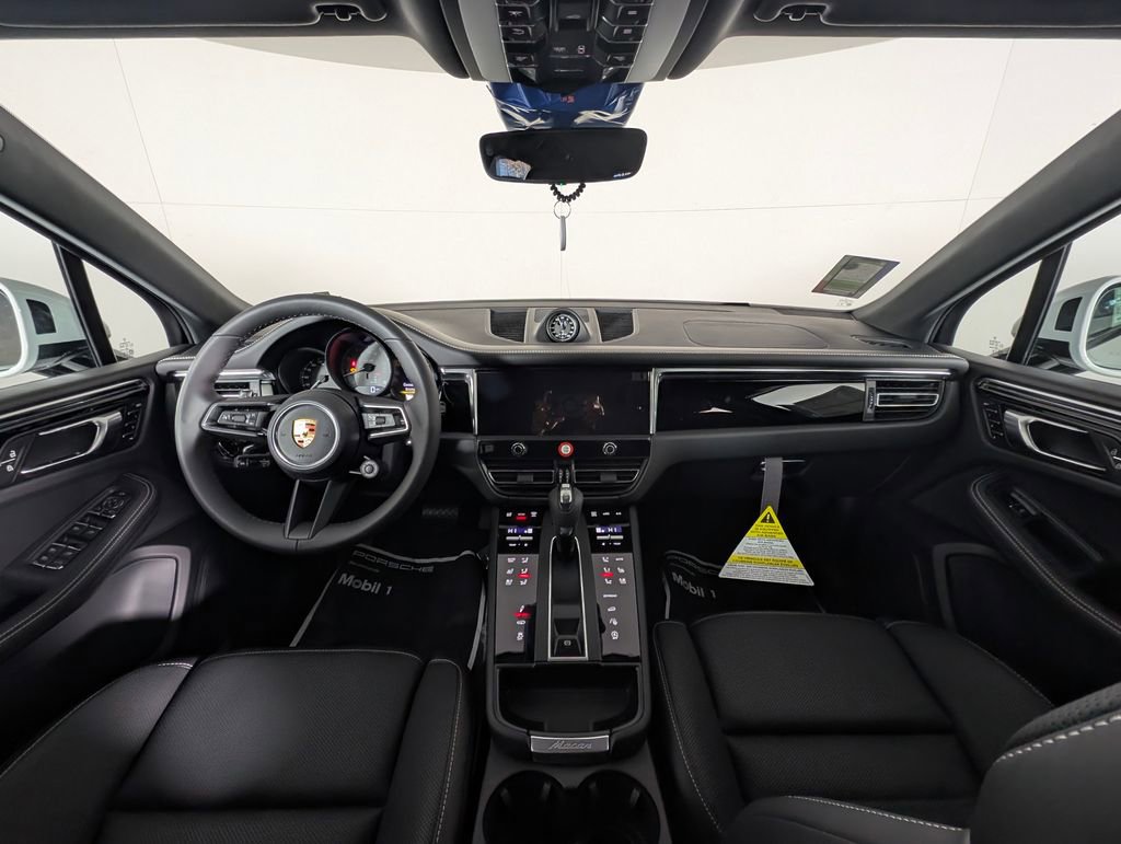 New 2026 Porsche Macan S image 19