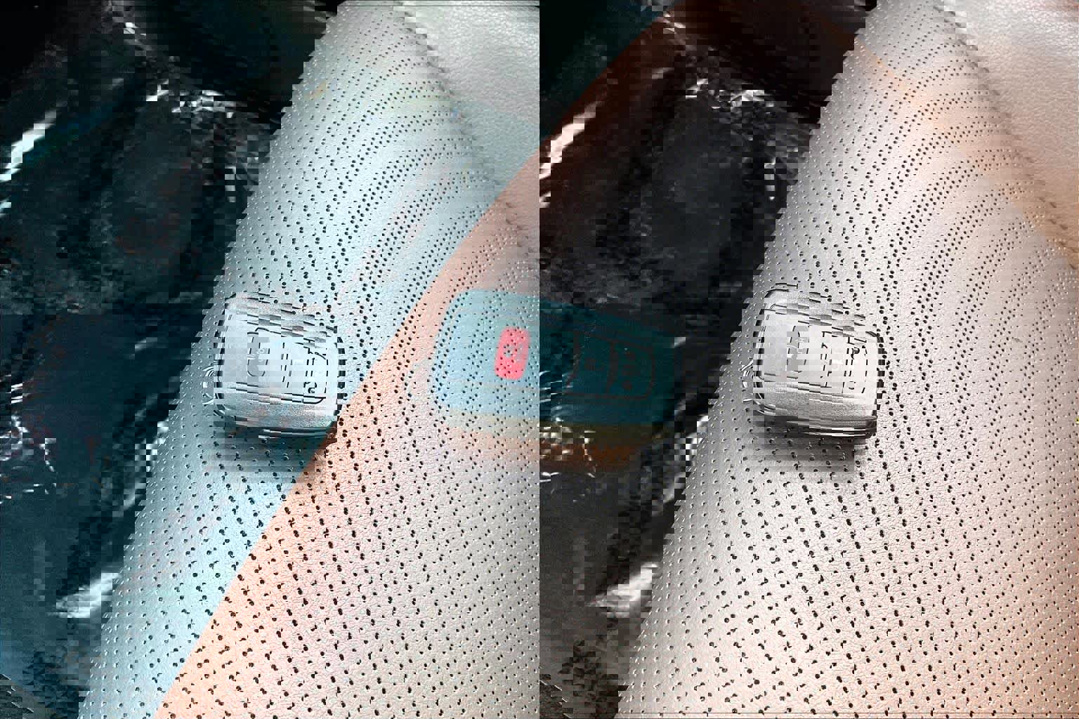 Used 2023 Toyota 4Runner Limited image 15