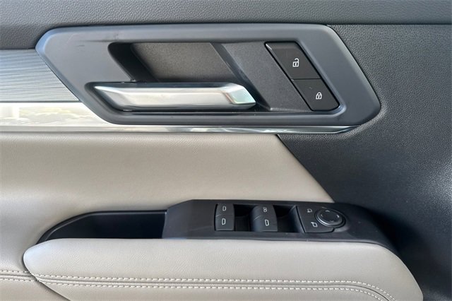 New 2026 GMC Terrain Elevation w/ Technology Package II image 11