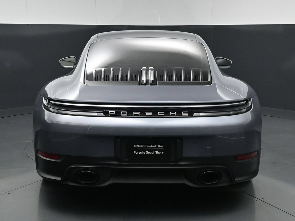 Certified 2026 Porsche 911 Carrera RWD image 9