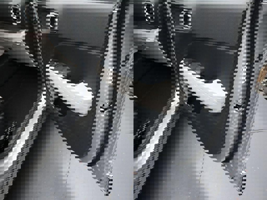 New 2026 Hyundai Venue SEL image 36