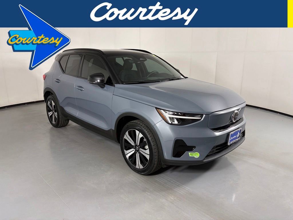 Used 2023 Volvo XC40 Recharge Core