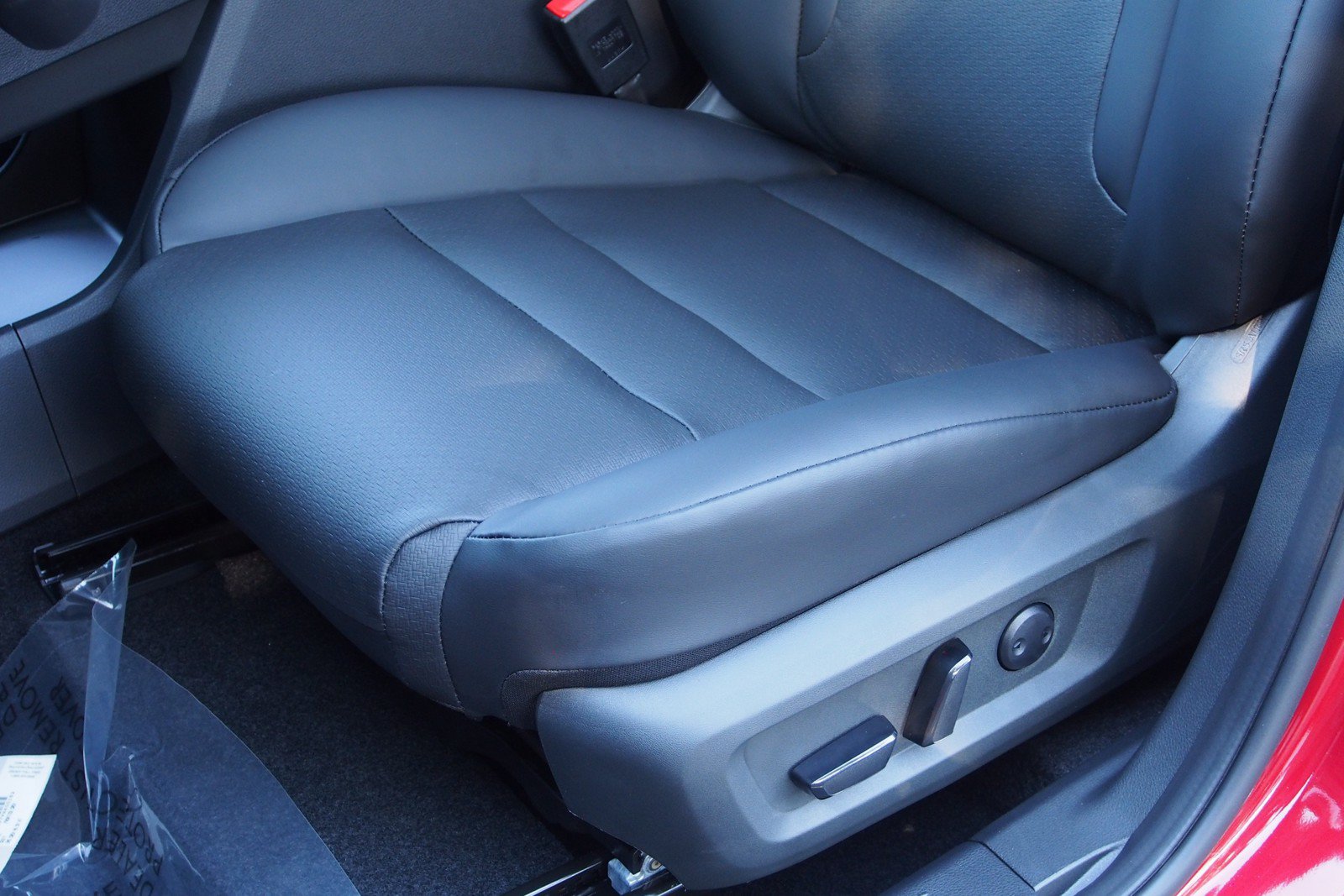 New 2026 Nissan Rogue Dark Armor FWD image 18