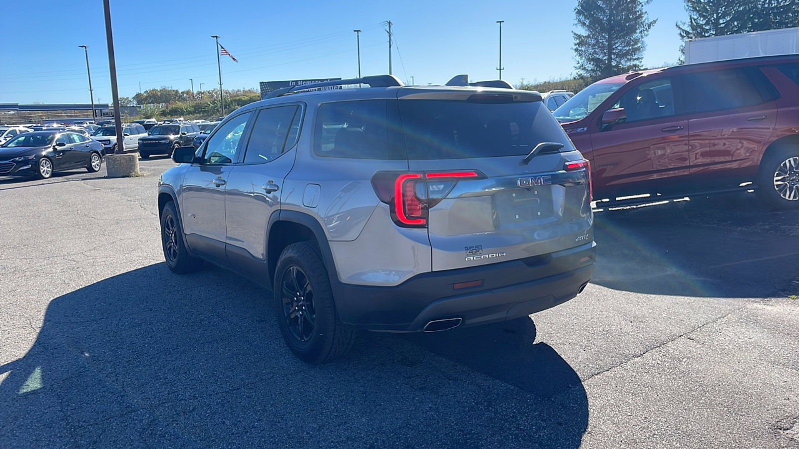 Used 2023 GMC Acadia AT4 w/ Technology Package image 6