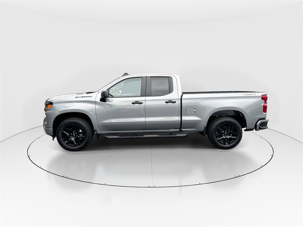 New 2026 Chevrolet Silverado 1500 Custom w/ Turbomax Blackout Package image 5