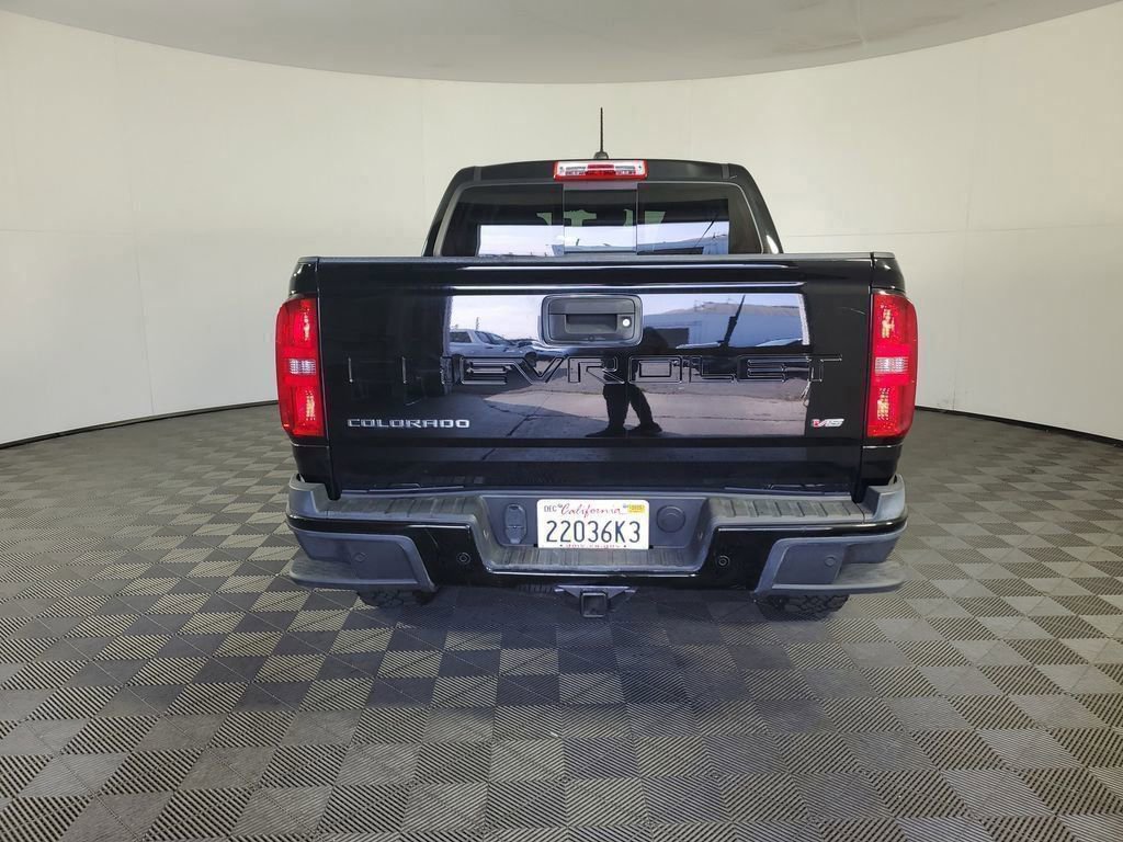 Used 2022 Chevrolet Colorado Z71 w/ Z71 Midnight Edition image 5