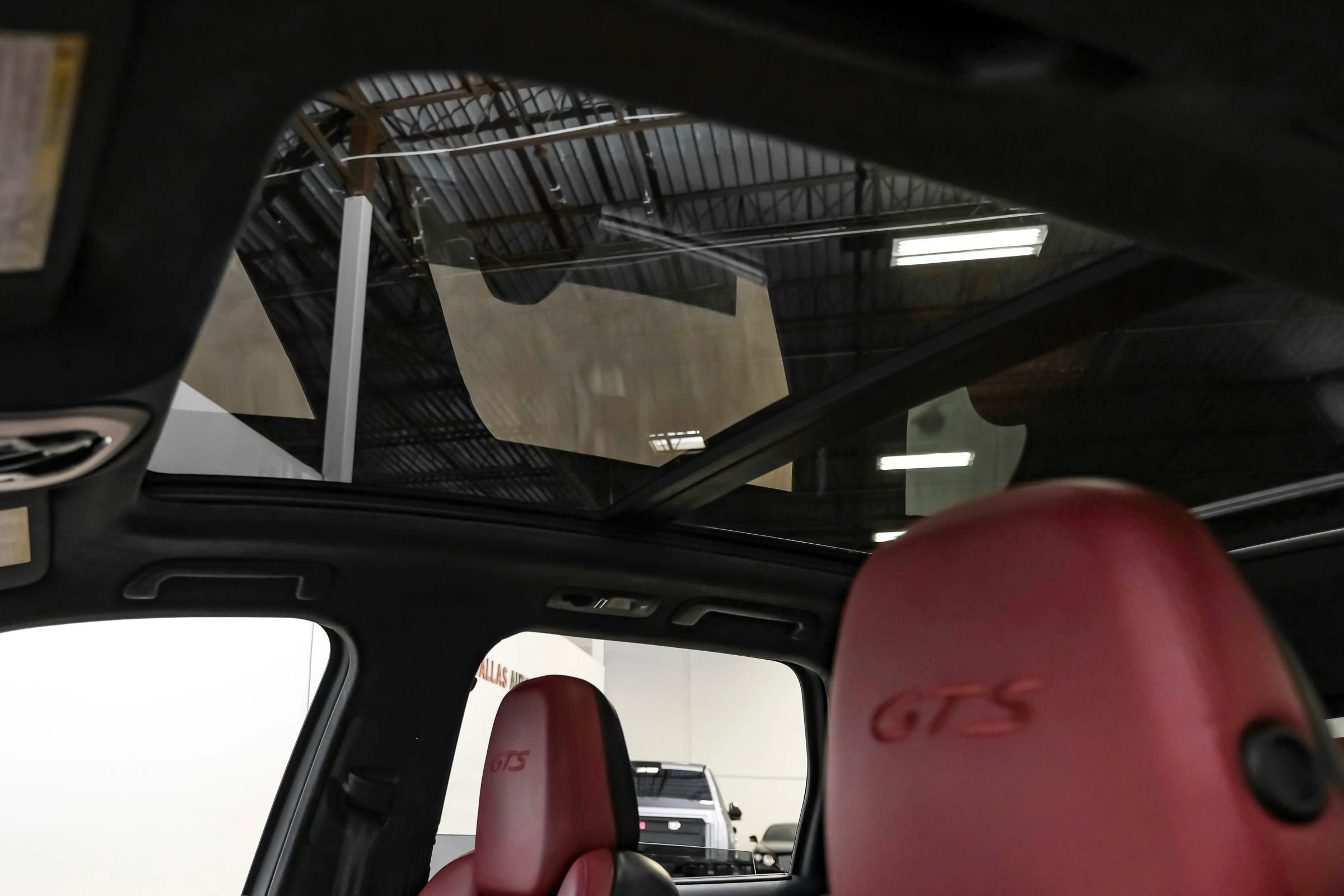 Used 2017 Porsche Cayenne GTS image 17