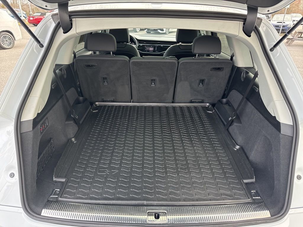 Used 2023 Audi Q7 3.0T Premium image 14