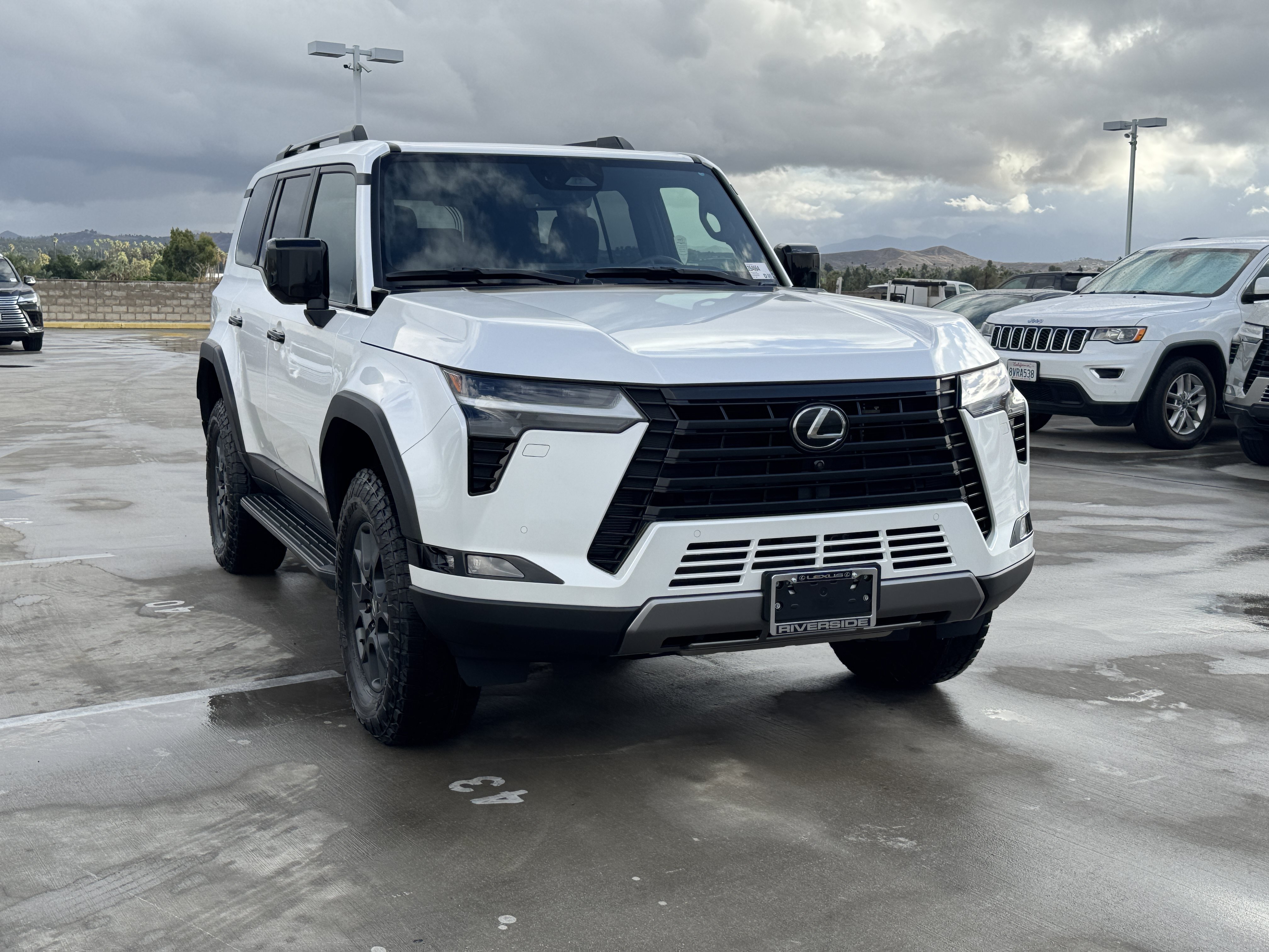 New 2026 Lexus GX 550 AWD/4WD image 2