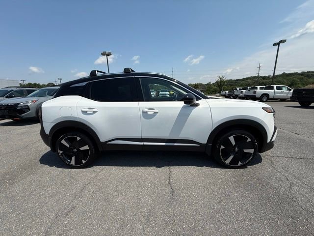 New 2025 Nissan Kicks SR w/ Interior Electronics Package AWD/4WD image 4