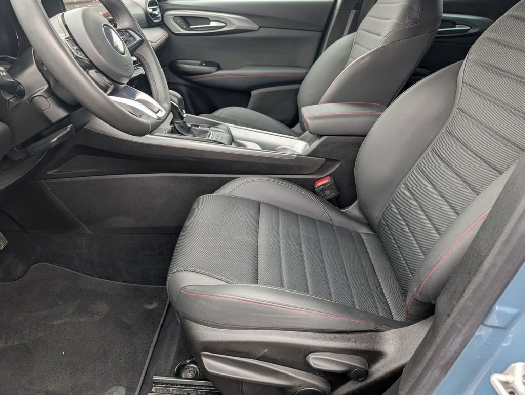 Used 2023 Dodge Hornet GT w/ GT Blacktop Package image 19