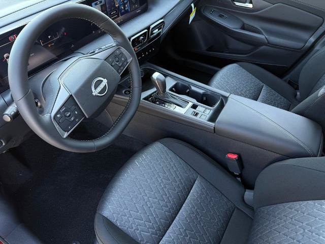 New 2026 Nissan Sentra SV w/ SV Convenience Package FWD image 16