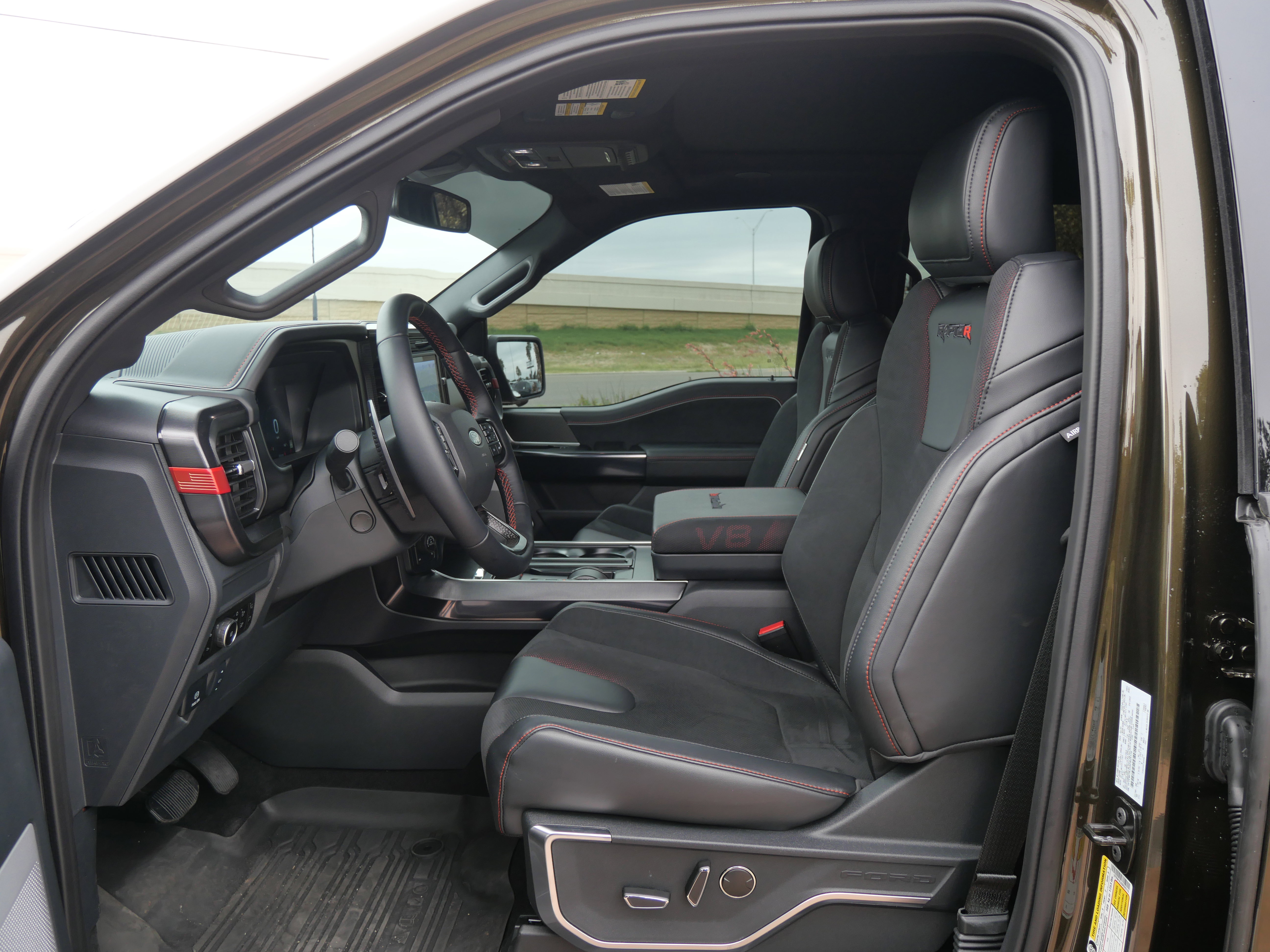 Used 2025 Ford F150 Raptor w/ Equipment Group 803A Raptor R image 20