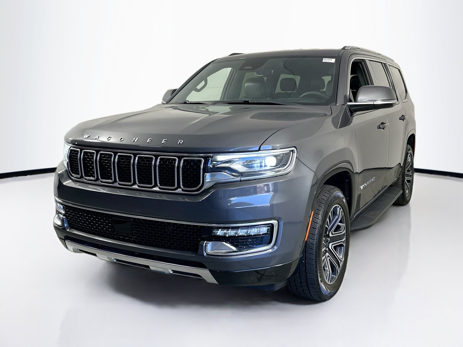 Used 2022 Jeep Wagoneer Series III w/ Flexible Seating Group RWD image 1