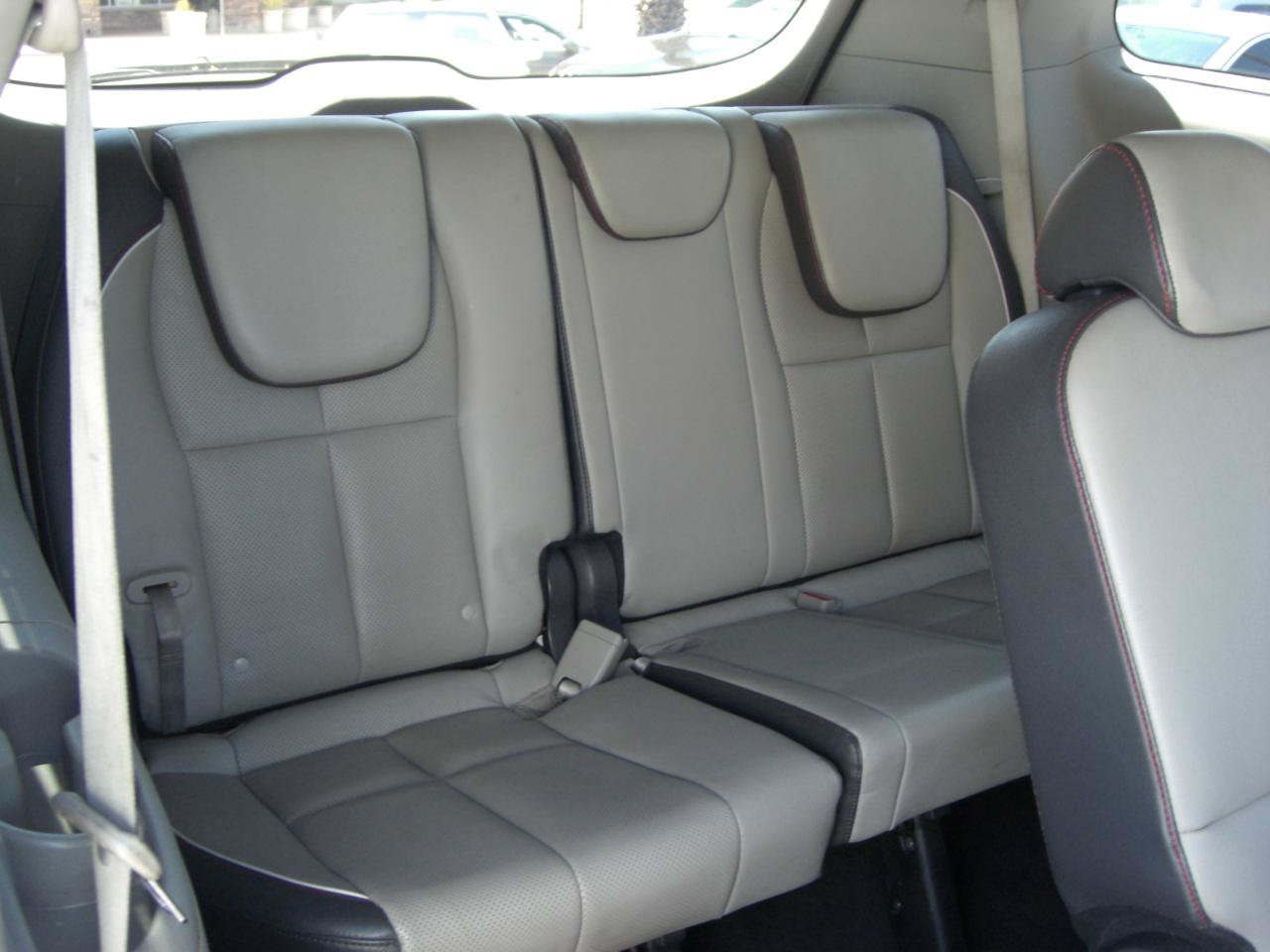 Used 2015 Kia Sedona EX FWD image 18