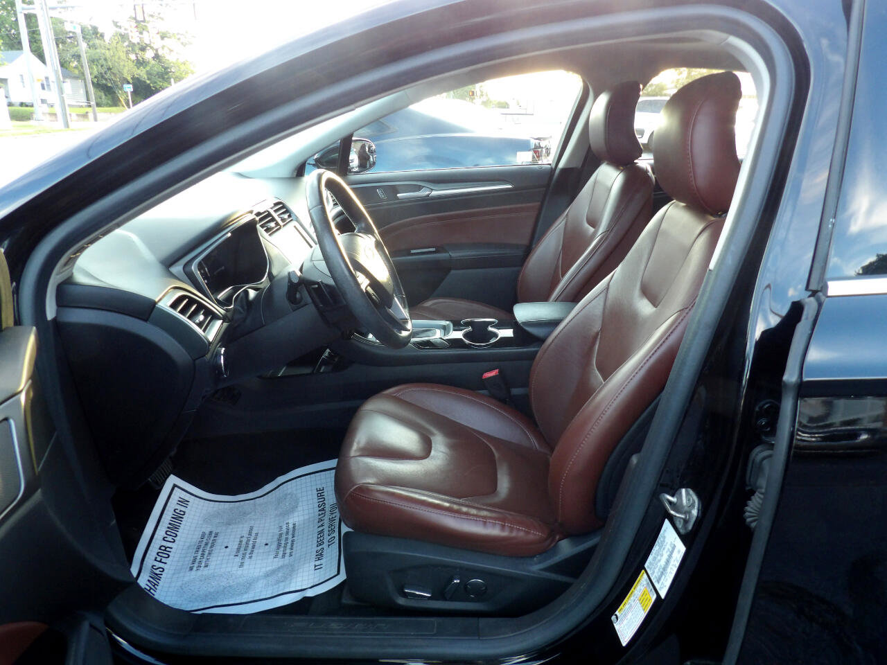 Used 2016 Ford Fusion SE w/ Equipment Group 202A image 12