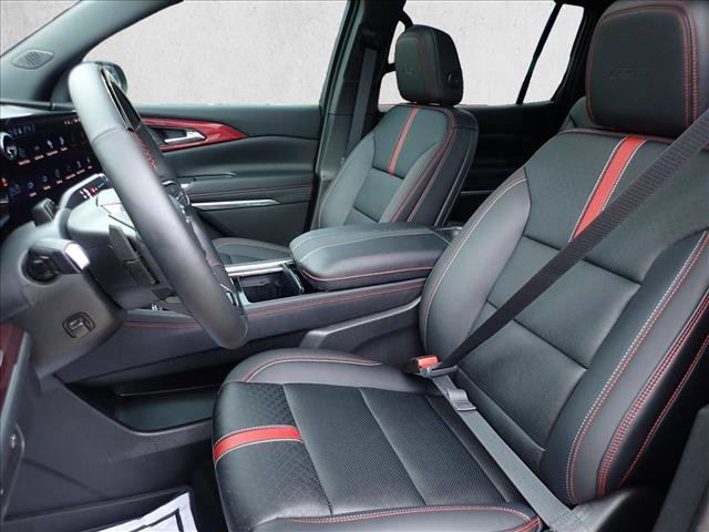 New 2026 Chevrolet Traverse RS w/ LPO, Floor Liner Package AWD/4WD image 13