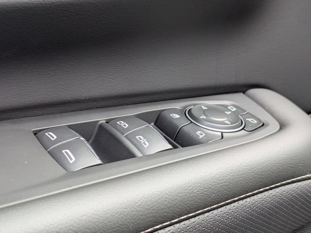New 2026 Chevrolet Suburban Premier AWD/4WD image 9