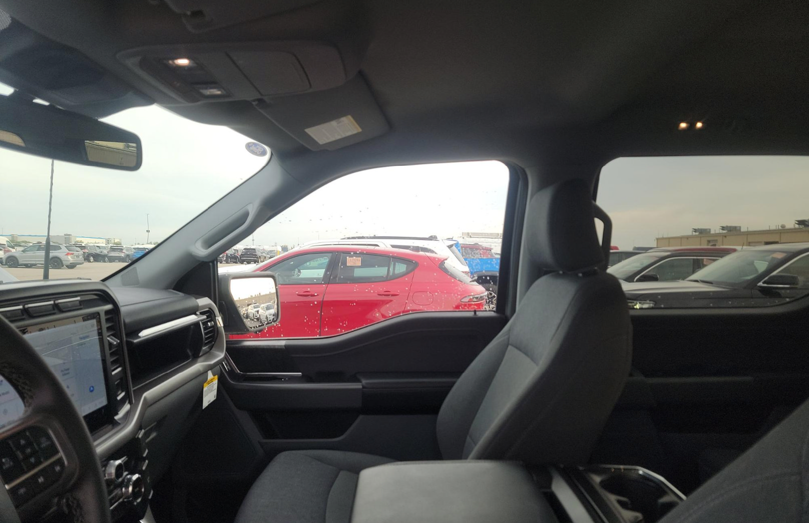Used 2024 Ford F150 Lightning XLT AWD/4WD image 13
