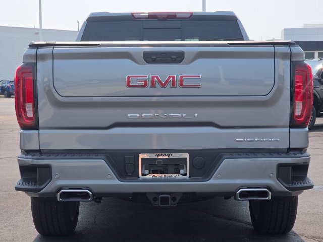 New 2026 GMC Sierra 1500 Denali w/ Denali Reserve Package AWD/4WD image 17