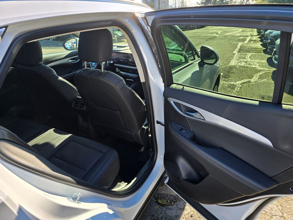 New 2026 Buick Envision Avenir image 44