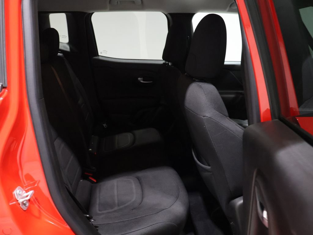 Used 2022 Jeep Renegade Latitude image 20