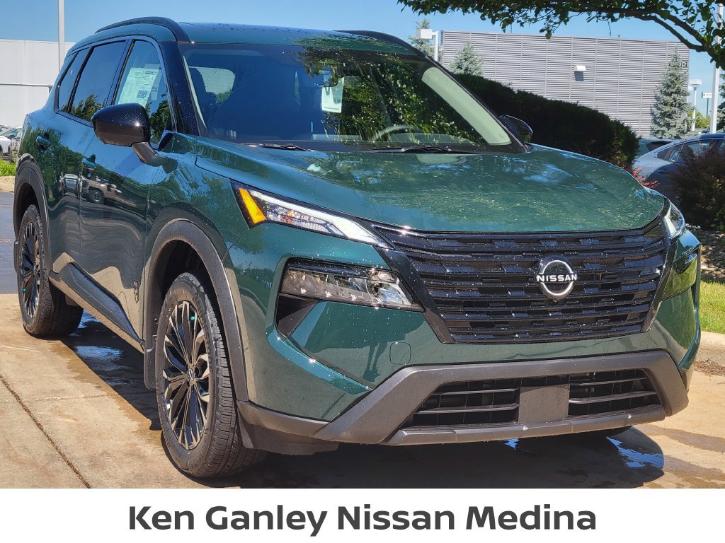 New 2026 Nissan Rogue Dark Armor AWD/4WD image 1