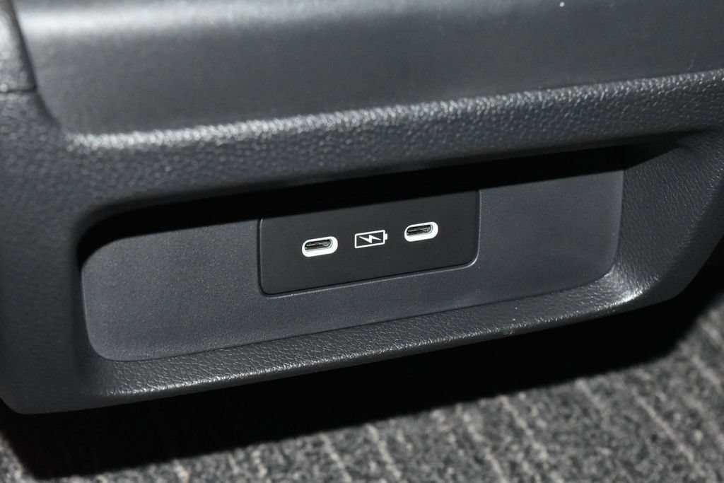 Used 2026 Honda Odyssey Touring image 21