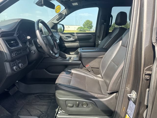 Used 2021 Chevrolet Tahoe RST w/ Luxury Package AWD/4WD image 11