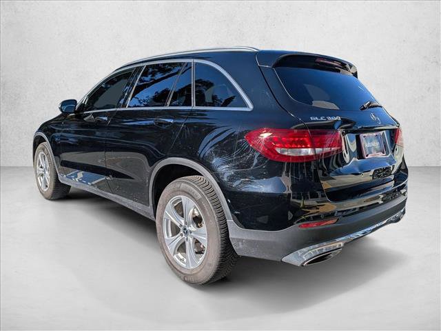 Used 2017 Mercedes-Benz GLC 300 4MATIC image 7