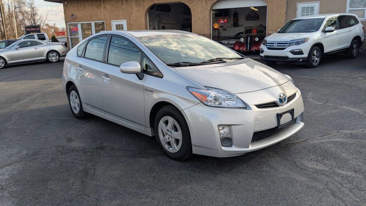 Used 2011 Toyota Prius Two image 1
