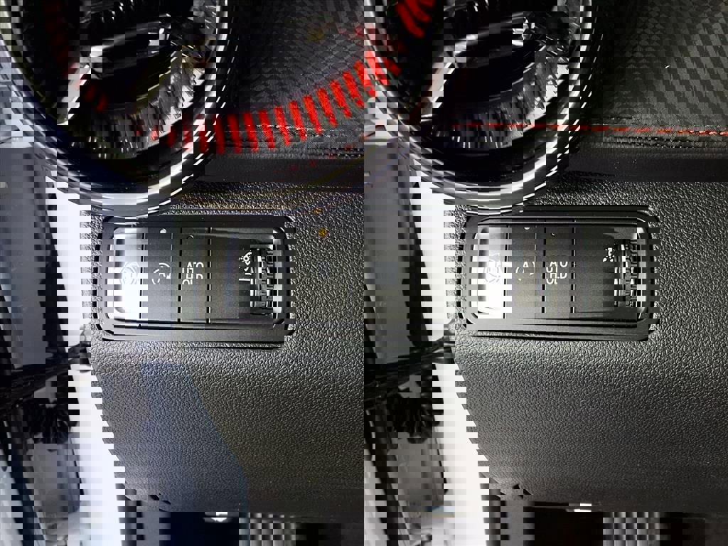 New 2026 Chevrolet Equinox RS w/ Convenience Package III image 25