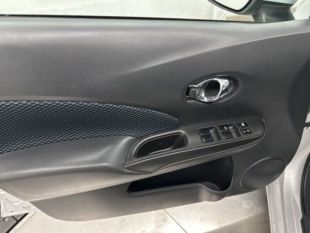 Used 2017 Nissan Versa Note SV image 12