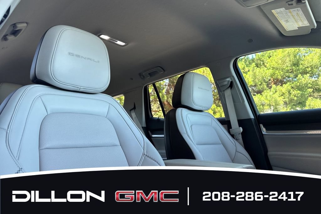 Used 2026 GMC Terrain Denali AWD/4WD image 17