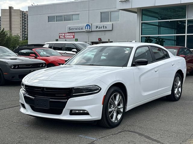 Used 2023 Dodge Charger SXT w/ Cold Weather Package AWD/4WD image 6