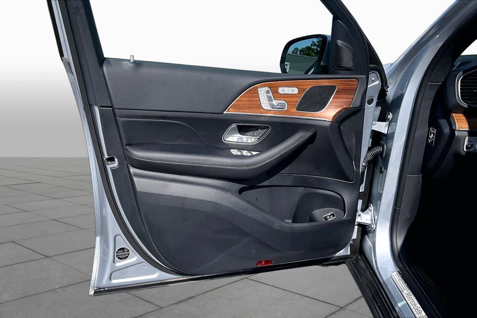 Certified 2026 Mercedes-Benz GLE 350 4MATIC image 43