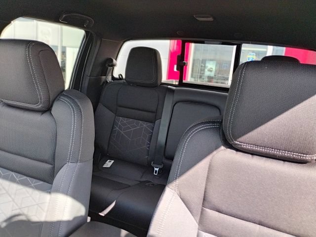 New 2026 Nissan Frontier SV w/ Tow Package AWD/4WD image 12