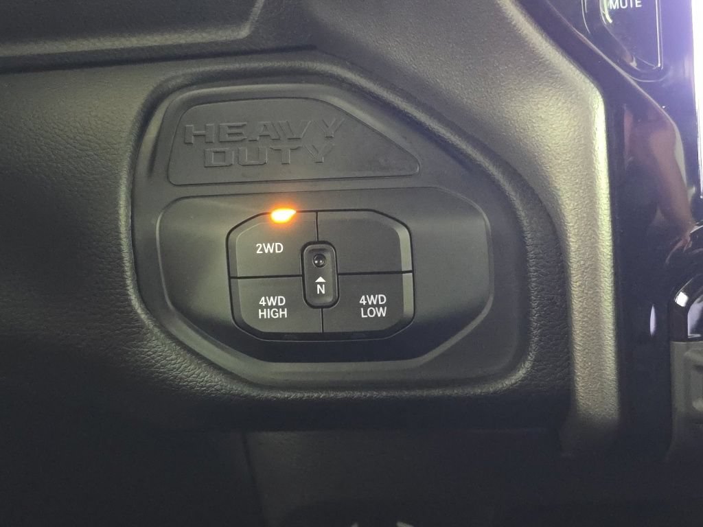Certified 2026 RAM 2500 Big Horn AWD/4WD image 24