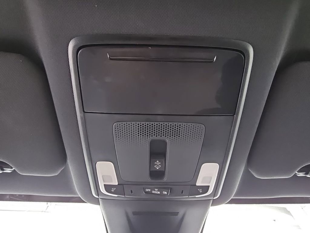 Used 2025 Honda CR-V Sport-L image 24