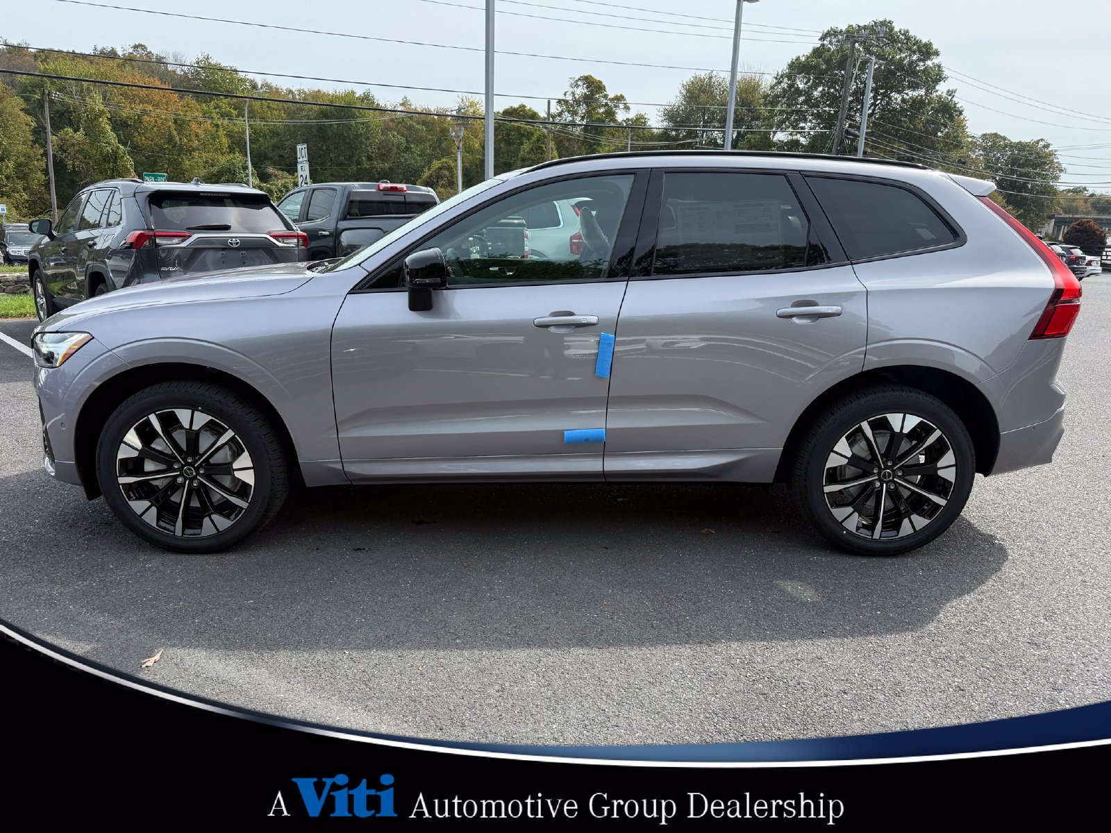 Used 2026 Volvo XC60 B5 Plus w/ Protection Package Premier AWD/4WD image 5