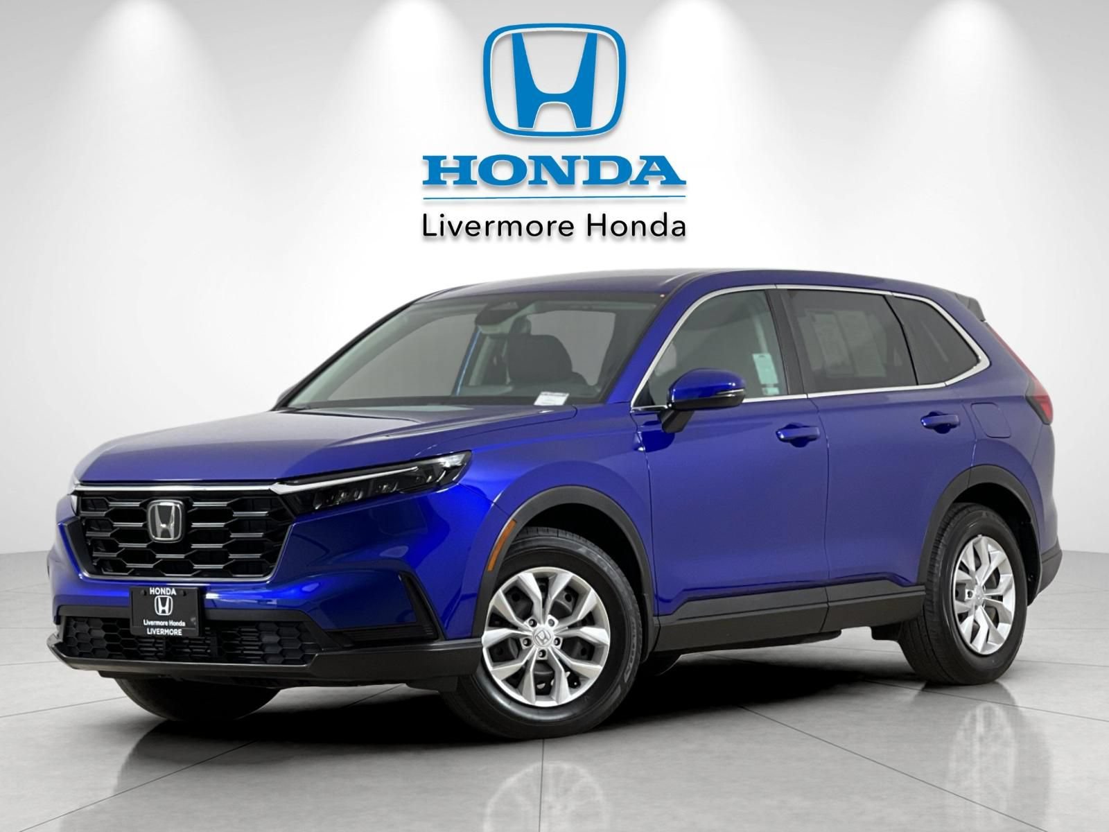 Used 2025 Honda CR-V LX image 2