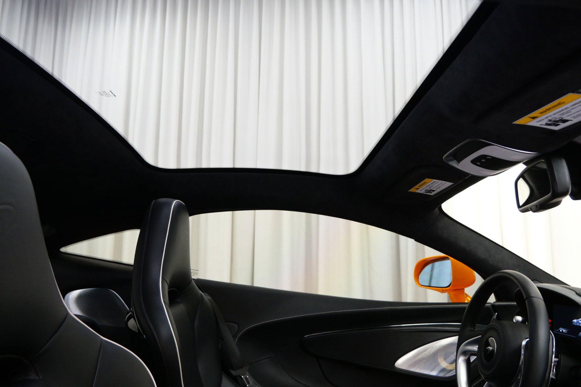 Used 2023 McLaren GT image 28