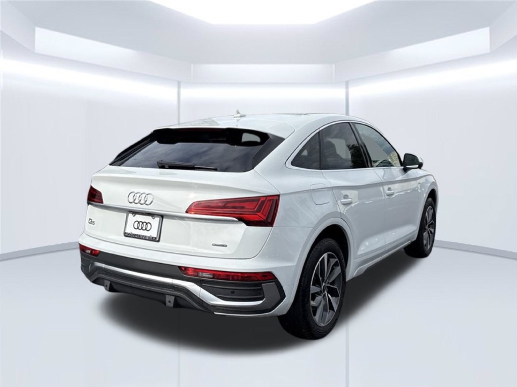 Certified 2024 Audi Q5 2.0T Premium Plus w/ Premium Plus Package AWD/4WD image 11